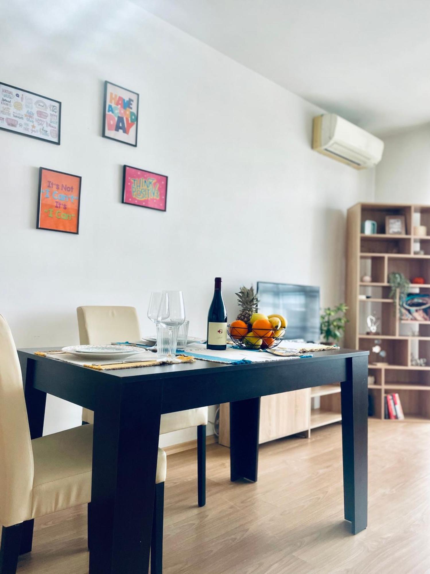Appartement Апартамент Flowers à Varna Extérieur photo